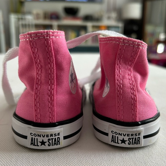 Converse kids high-tops bright pink size 5/21 - Picture 3 of 5